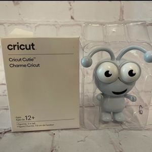Cricut Cutie "Mist" New in Box
